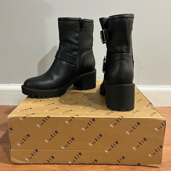 MIX NO. 6 BLACK BOOTIE - Picture 4 of 6